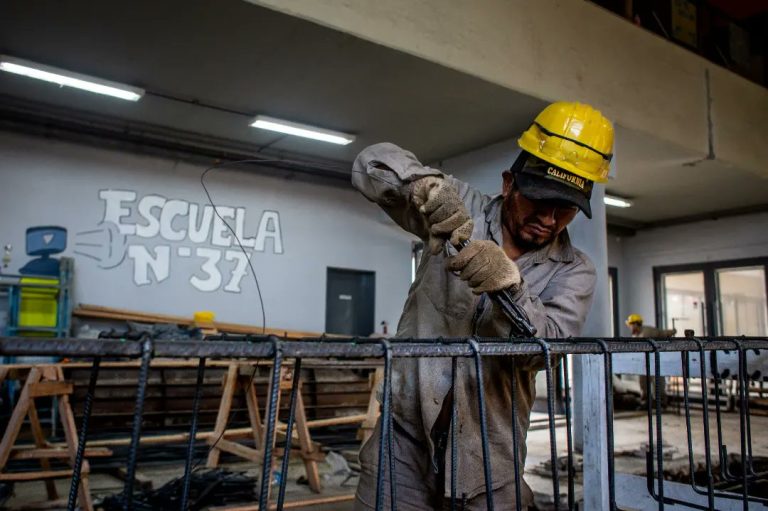 Quilmes: avanzan las obras en establecimientos educativos