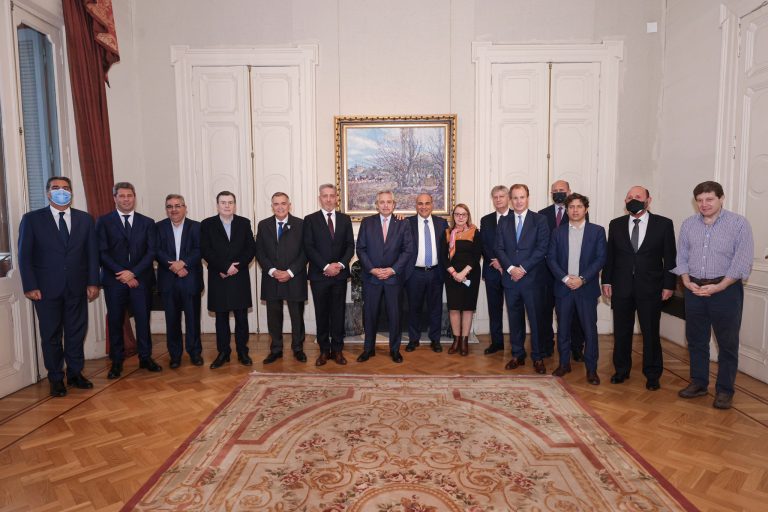 El Presidente recibió en la Casa Rosada a los gobernadores