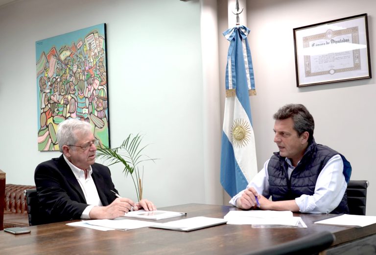 Massa impulsa un blanqueo para “transformar el ahorro dormido en inversión y trabajo”
