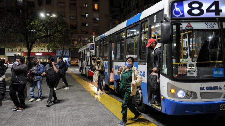 Paro nocturno de colectivos