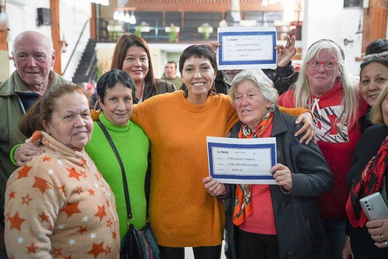 Subsidios a centros de jubilados de Quilmes