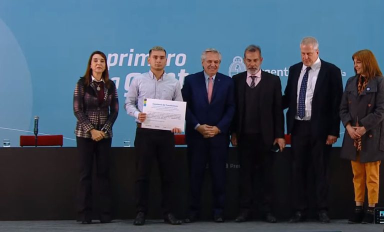 Alberto Fernández: “Invertir en educación es pensar a futuro y nunca es un gasto”