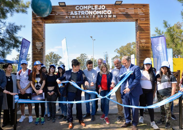 Kicillof inauguró el Parque Astronómico y la Casa de la Cultura de Ministro Rivadavia