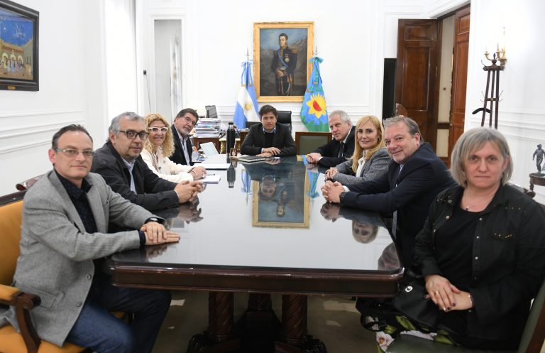 Kicillof y Perczyk firmaron un convenio para ampliar la Jornada en escuelas primarias