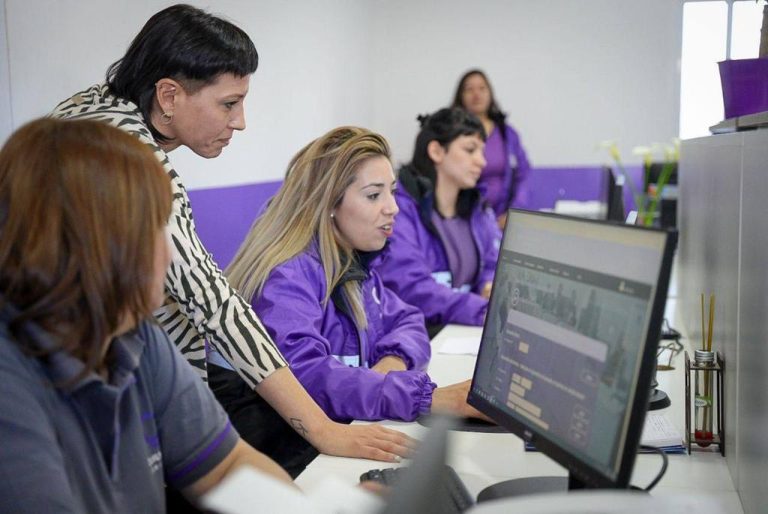 Inauguran oficina de atención al vecino en Quilmes Oeste