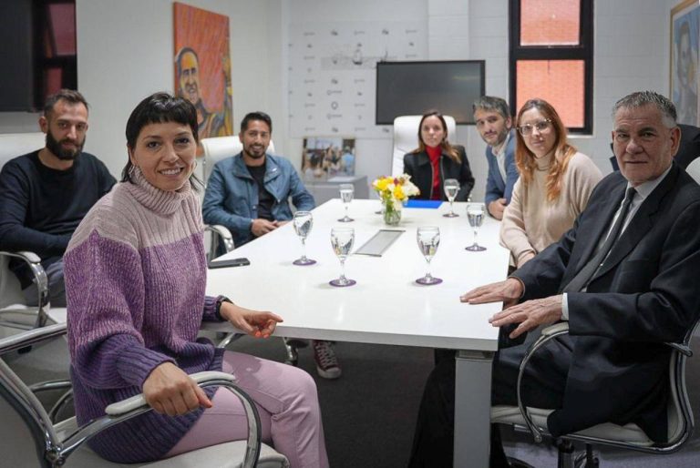 Convenio para abrir oficina de gestión ciudadana en Solano