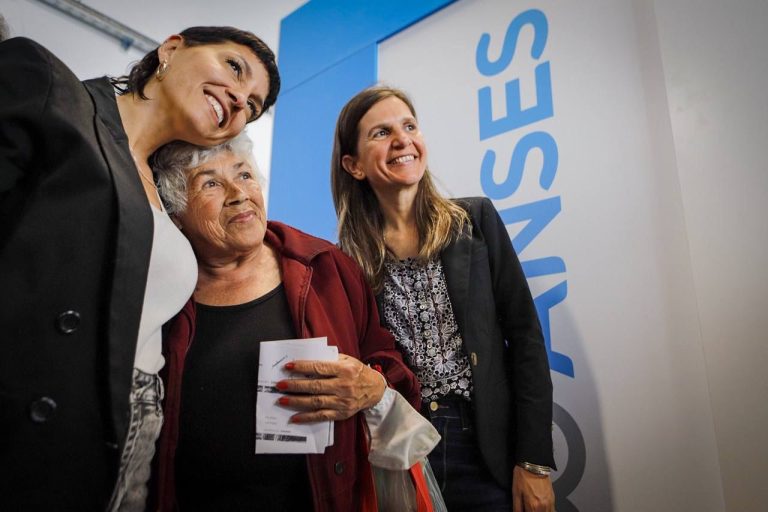 Mendoza y Raverta inauguraron un punto de atención de Anses