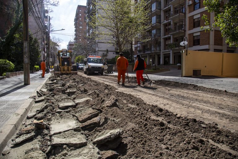 San Isidro avanza con la renovación de pavimentos