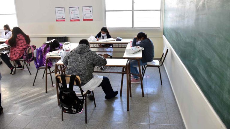 La Provincia de Buenos Aires tendrá una hora más de clases