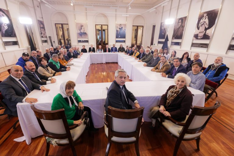 Alberto Fernández convocó a un “pacto democrático” contra la violencia y los discursos de odio