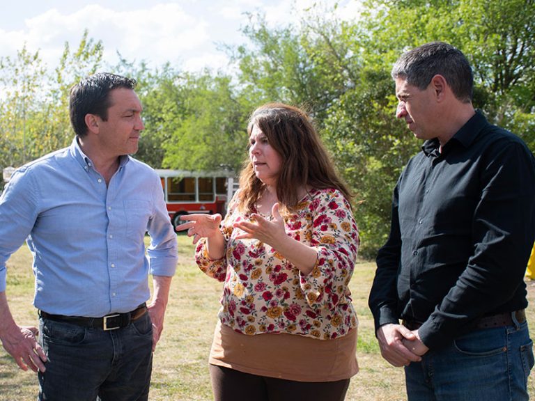 Watson ponderó el complejo agrario en Varela