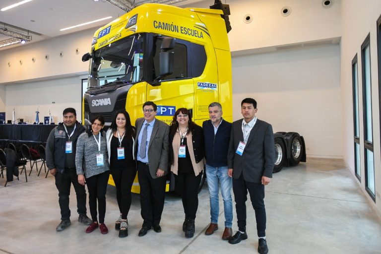 Se presentó el programa de Capacitación para la Inserción Laboral al Transporte de Cargas