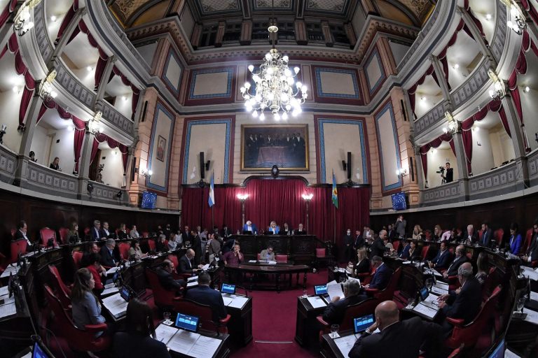 El Senado bonaerense aprobó pliegos de 10 jueces y fiscales