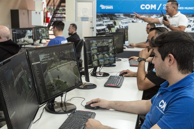 Renovación de herramientas de seguridad en Brown