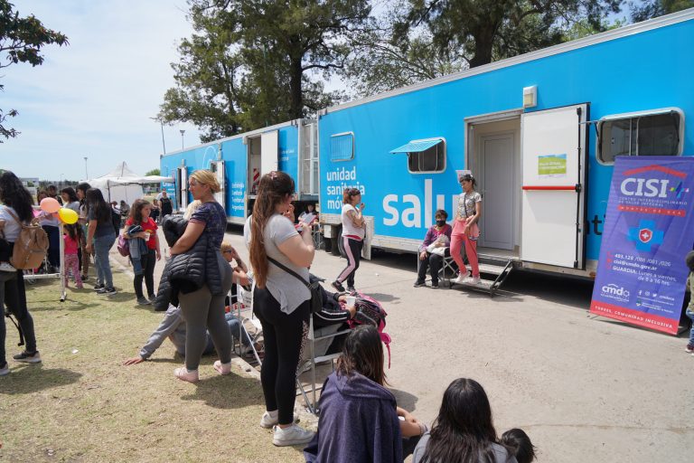 Se realizó en Merlo una jornada por la salud en el mes de lucha contra el cáncer de mama