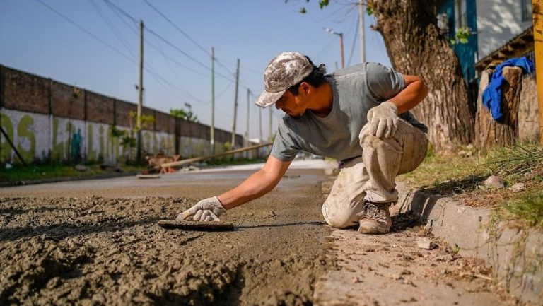Avanzan obras de pavimentación en San Francisco Solano