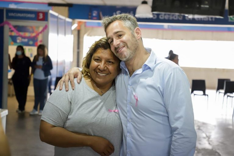 Achával acompañó a mujeres de Pilar en jornada de lucha contra el cáncer de mama