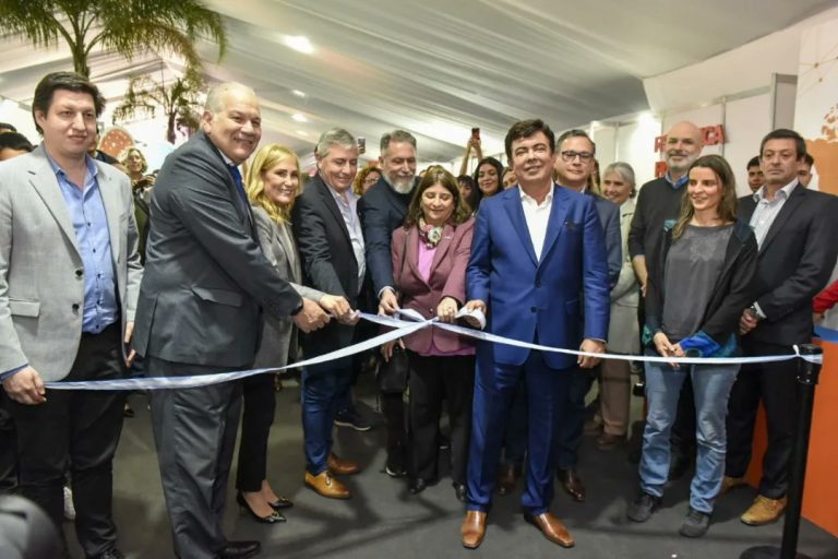 Miles de chicos de La Matanza expusieron sus aprendizajes de Ciencia, Tecnología e Innovación
