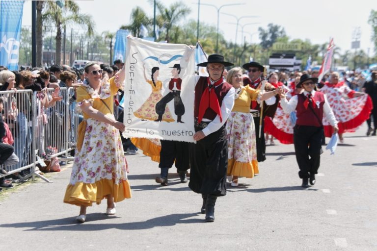 Festejos por aniversario de Glew