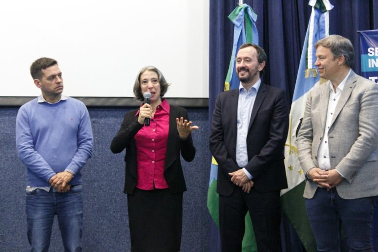 Seminario sobre gestión pública en Brown