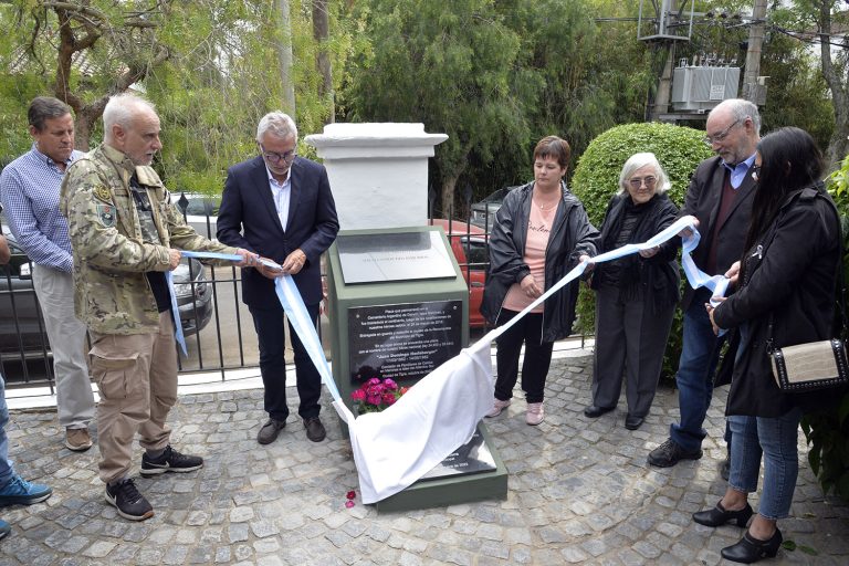 Tigre inauguró un monumento en homenaje a un héroe caído en las Islas Malvinas