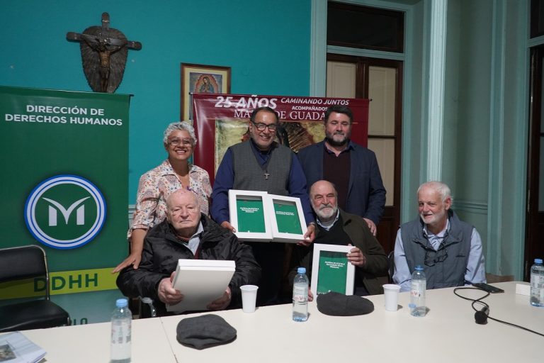 Realizaron un homenaje a dos sacerdotes de Merlo