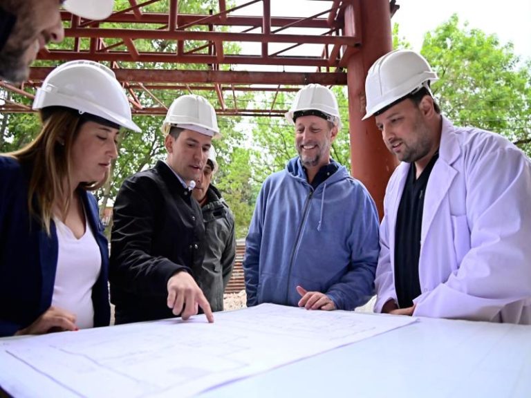 Insaurralde y Lesci recorrieron las obras del nuevo Hospital de Diagnóstico Inmediato