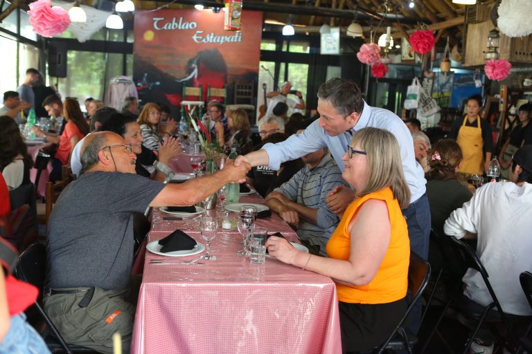 Festejos por el día del canillita en Esteban Echeverría