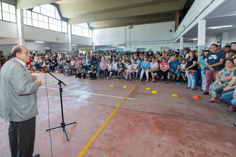 Festejos por los 50 años de Primaria en Hudson