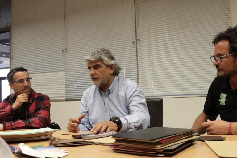 Correa y Vilar recorrieron una cooperativa de San Martín