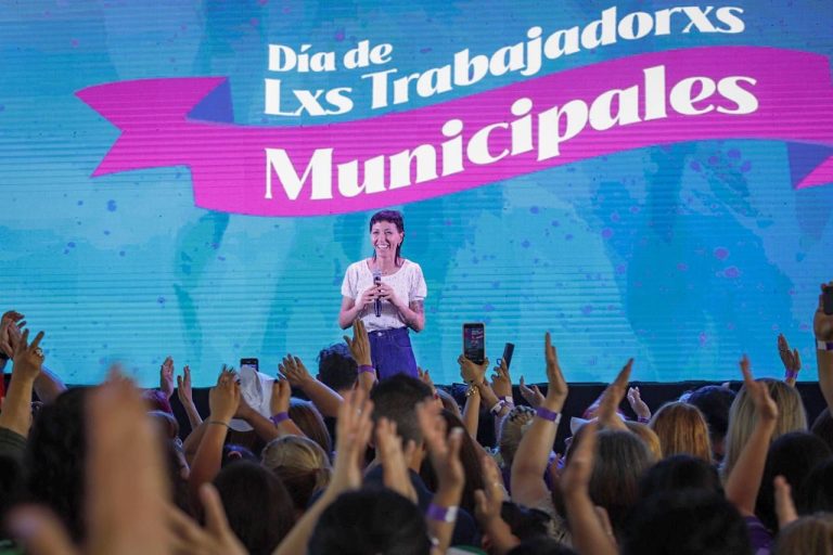 Mendoza a los municipales: “Son parte fundamental de la transformación de Quilmes”