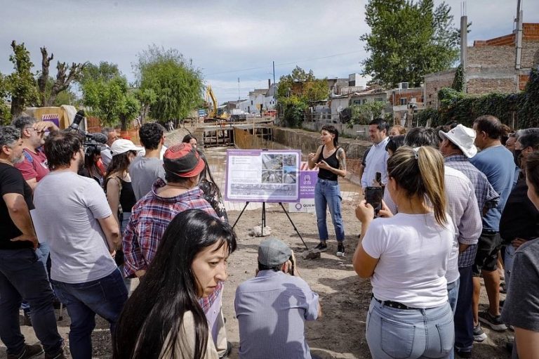 Mendoza y Nardini supervisaron las obras del entubamiento en el Canal Cordero en Quilmes