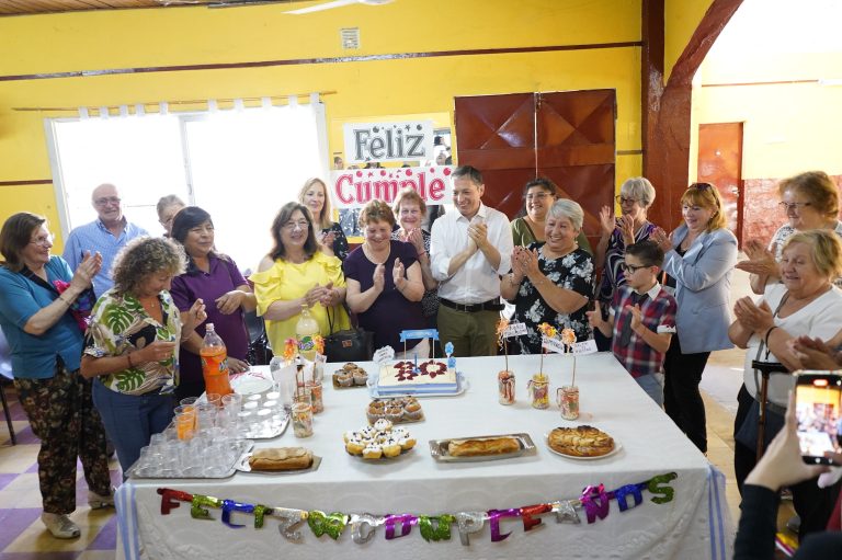 Festejos por aniversario de Sociedad de Fomento Villa Sofía