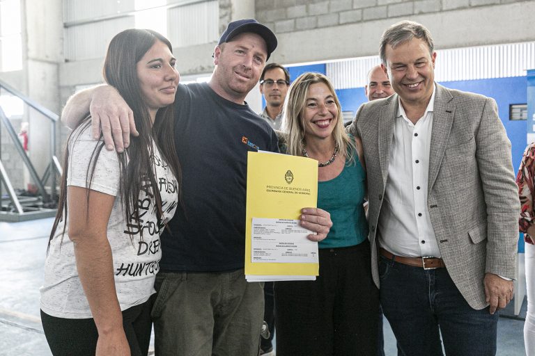 Firma de escrituras en Don Orione
