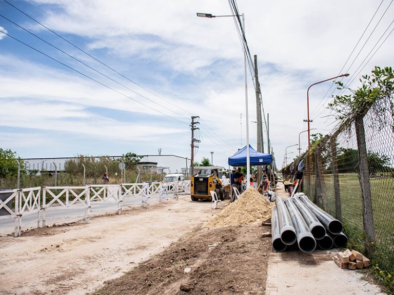 Obras para mejorar suministro de agua en Varela