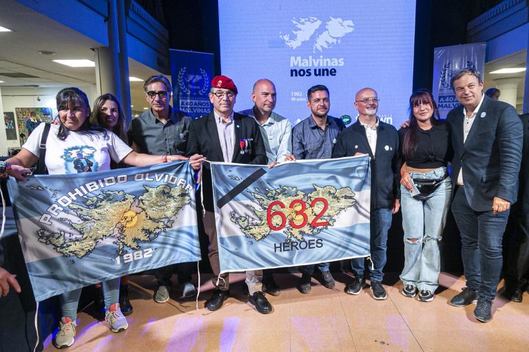 Homenaje a combatientes de Malvinas en Brown