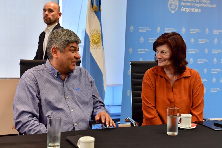 Olmos recibió a Pablo Moyano para fortalecer el diálogo y la idea del trabajo conjunto