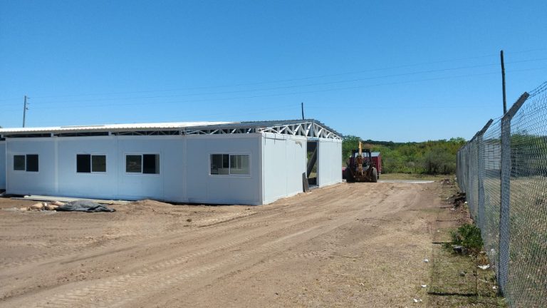 Construyen nuevo edificio para la escuela de la Policía en Brown