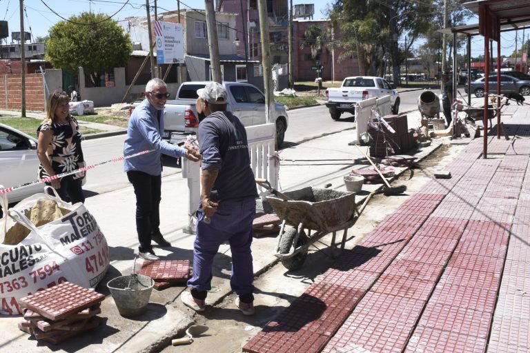 Tigre continúa con su Plan de Veredas Comerciales en el barrio Almirante Brown