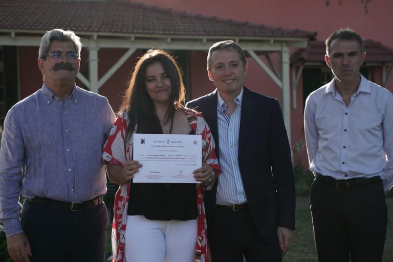 Entregan diplomas a egresados de UTN en Esteban Echeverría