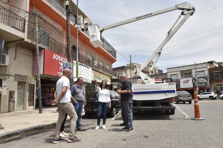 Avanza instalación de cámaras de seguridad en Tortuguitas