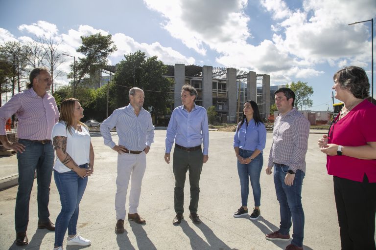 Katopodis, Nardini y Correa recorrieron el avance de obras en Malvinas Argentinas