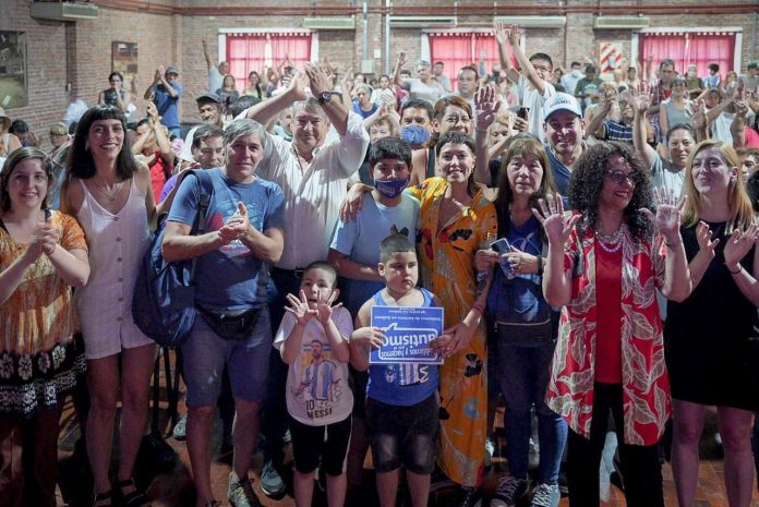 MAYRA ENTREGÓ NUEVOS PASES LIBRES MULTIMODALES 1