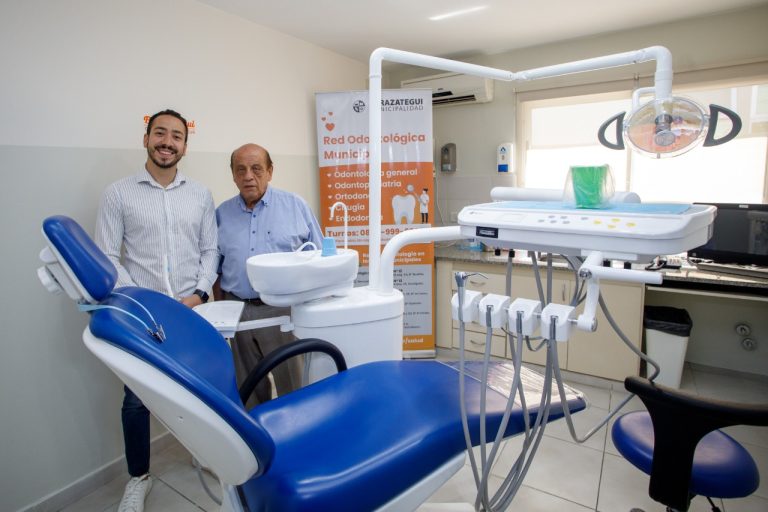 Entregan equipamiento a centros odontológicos de Berazategui