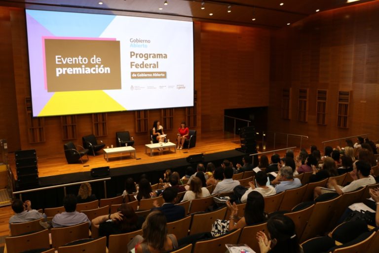 Premian al distrito por el proyecto «Quilmes transparente»