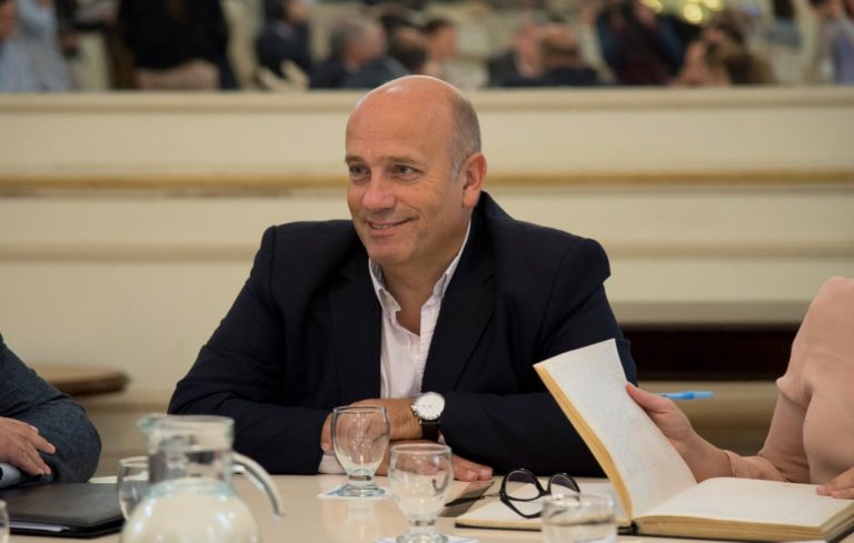 Se sancionó una ley que regula la venta directa en la Provincia
