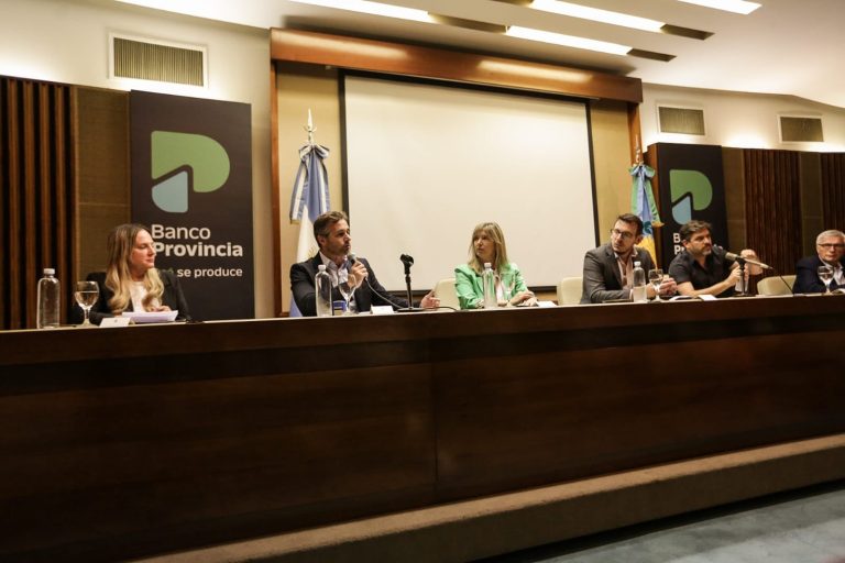 Pilar acordó sumar nuevas herramientas de financiación con el Banco Provincia