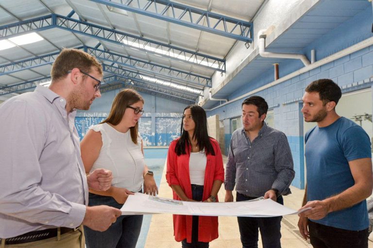 Correa y Nardini supervisaron la construcción del Polideportivo de Ingeniero Adolfo Sourdeaux