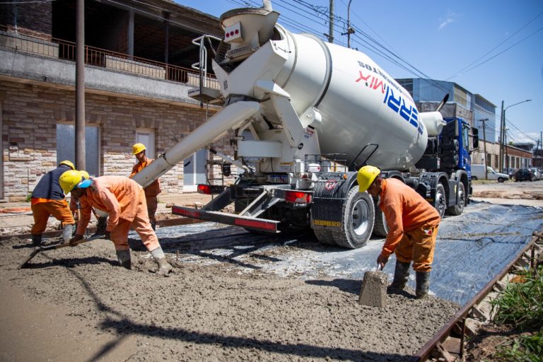 Realizan obras en los principales corredores de Caseros Sur
