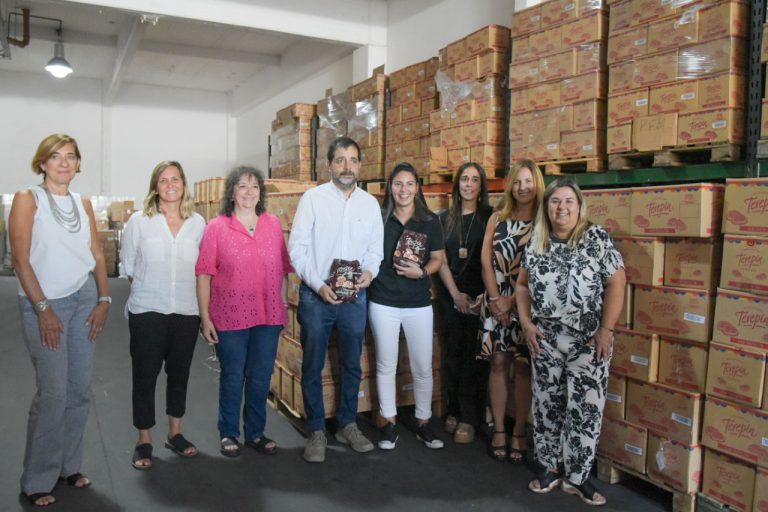 Moreira y Mazzina visitaron la nueva sede del espacio Mujeres